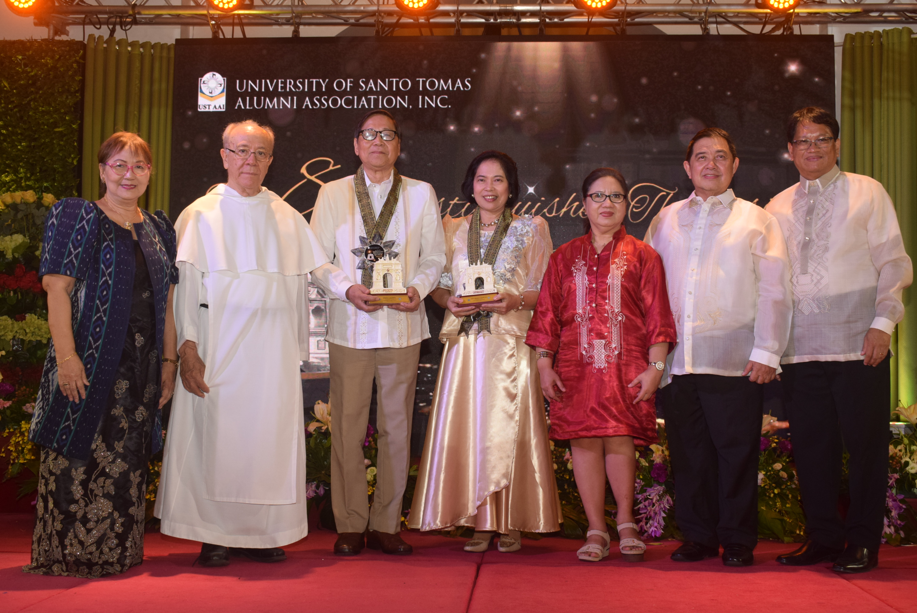 Ust Alumni Graduation Rites Distinguished Thomasian Alumni Awards 2023 β UST Alumni Association
